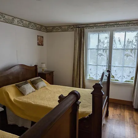 Rénové 19ème Siècle, 3 Chambres, Jardin Privé, Cheminée, Internet, Jeux, Vélos Adultes, Parking - Fr-1-653-26