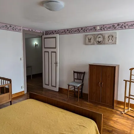 Semesterbostad Renove 19eme Siecle, 3 Chambres, Jardin Prive, Cheminee, Internet, Jeux, Velos Adultes, Parking - Fr-1-653-26