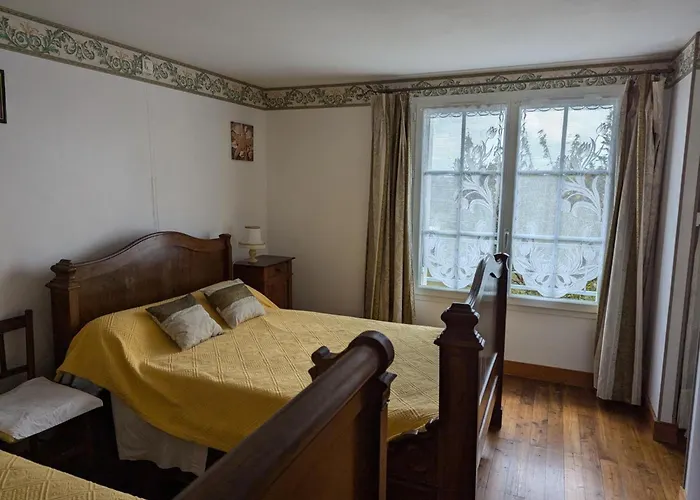 Renove 19eme Siecle, 3 Chambres, Jardin Prive, Cheminee, Internet, Jeux, Velos Adultes, Parking - Fr-1-653-26