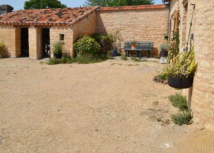 別荘 Renove 19eme Siecle, 3 Chambres, Jardin Prive, Cheminee, Internet, Jeux, Velos Adultes, Parking - Fr-1-653-26